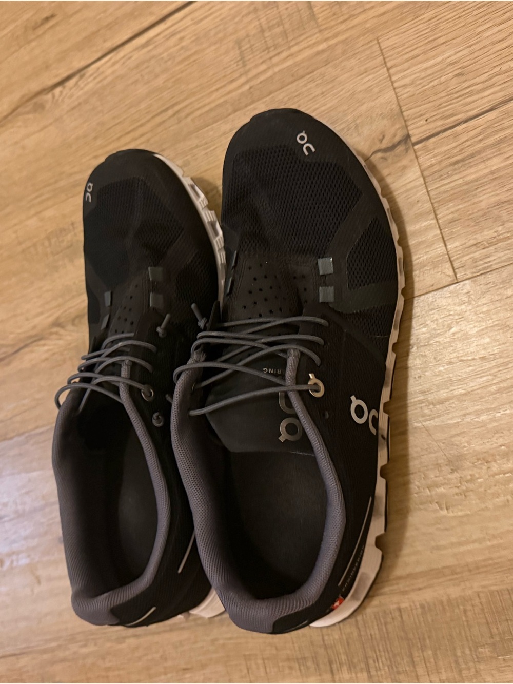 On Running Cloud Men’s Running Shoes - Black with White Sole